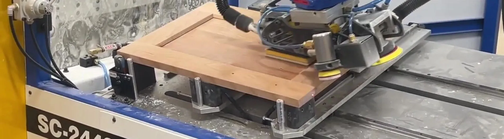 Stolbek robotic sanding system